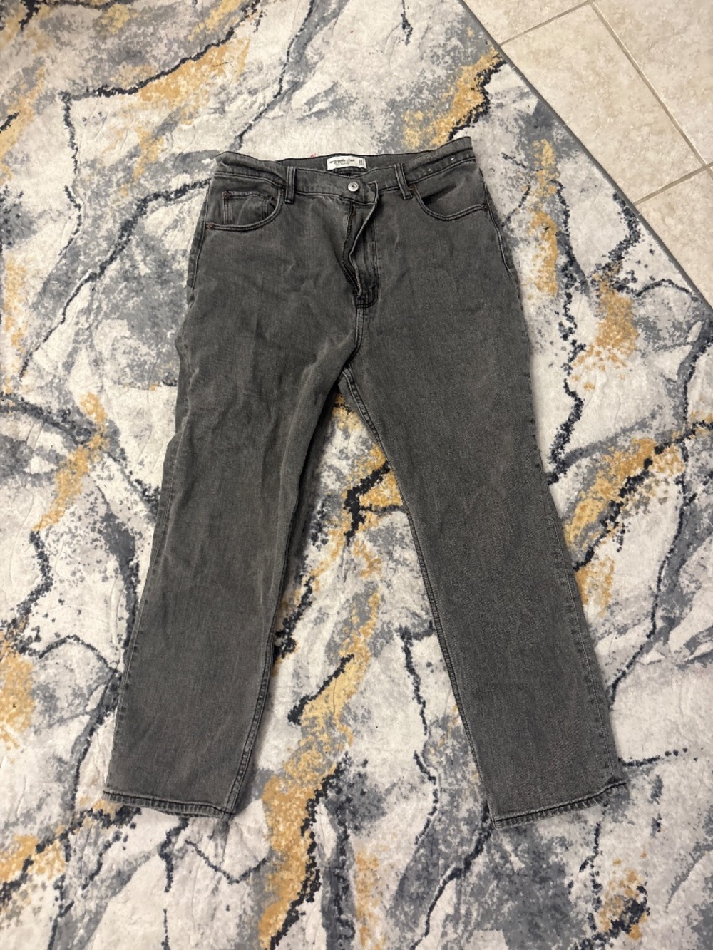 Abercrombie and Fitch ankle straight jeans 31